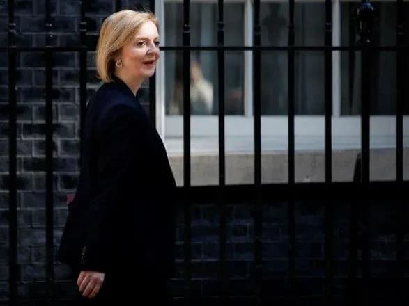 Лиз Трасс заявила, что будет баллотироваться на место Джонсона