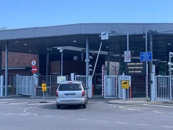 Естонія з 18 серпня збирається не пускати росіян із виданими країною шенгенськими візами