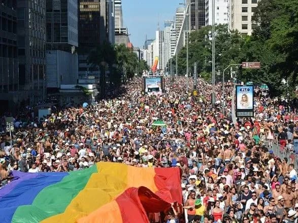 Президент Сербії скасував Європрайд-2022 за два тижні до його початку