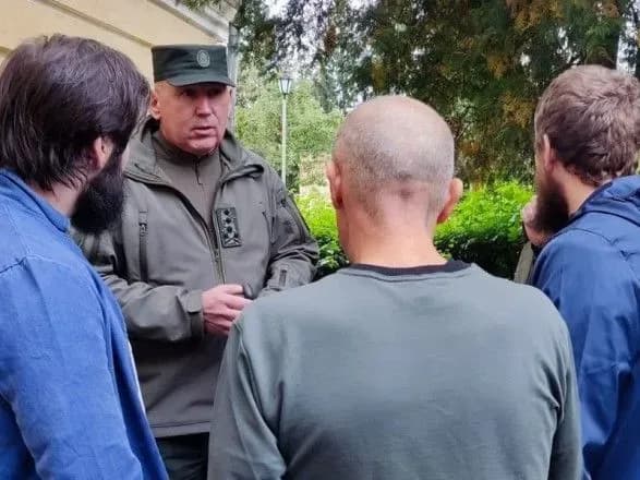 Большой обмен пленными: из российского плена освободили 118 военнослужащих Нацгвардии