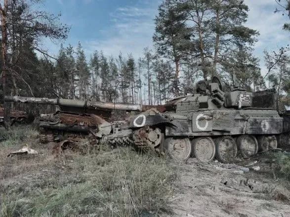 Перед освобождением Лимана: более 200 оккупантов пытались убежать на гражданских авто и микроавтобусах