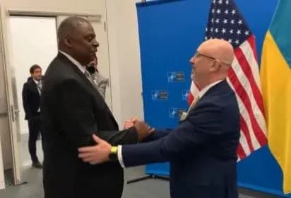 Перед "Рамштайном": Резніков зустрівся з главою Пентагону