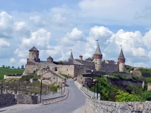 На запад Украины летят дроны – мэр Каменца-Подольского