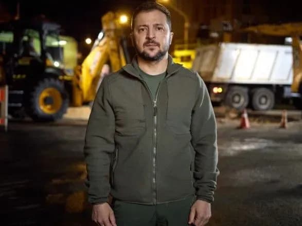 Немає у російських терористів таких ракет, які могли б влучити в українське бажання жити, — Зеленський