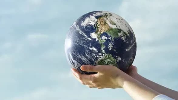 Земля тепер важить шість роннаграм: вчені ввели нові метричні префікси