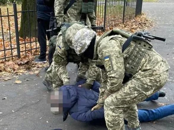 Хотів "посаду" в окупантів: в Одесі спіймали агента на зйомці позицій військ на прихований відеореєстратор