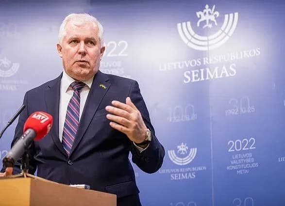 Литва передасть Україні два гелікоптери Mi-8 та зенітні установки L-70 на 125 млн євро