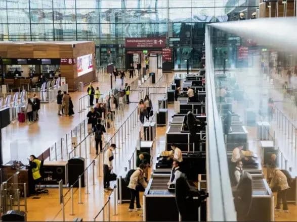 У Берліні через страйк скасують сотні рейсів