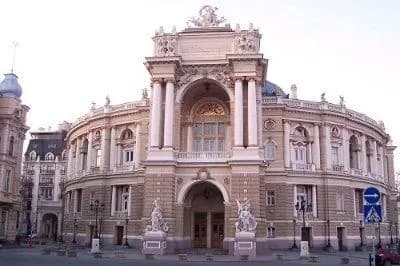 Відповідь путіна на включення до списку Світової спадщини ЮНЕСКО: Кулеба про удар по Одесі