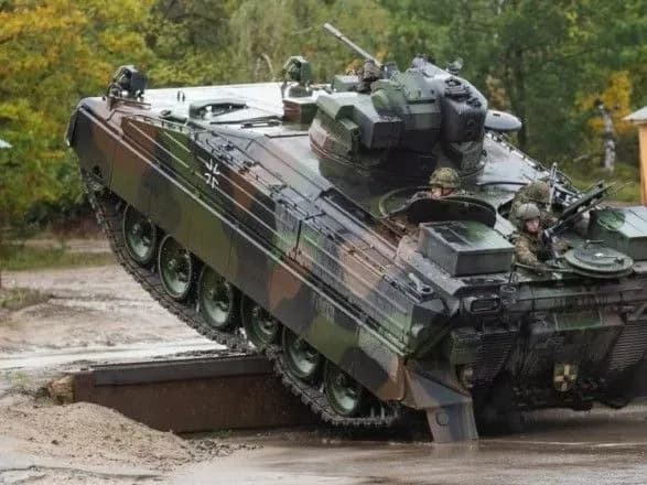 Українські військові прибули до Німеччини для навчань на БМП Marder - ЗМІ