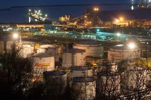 У росії набули чинності заходи у відповідь на стелю цін на нафту