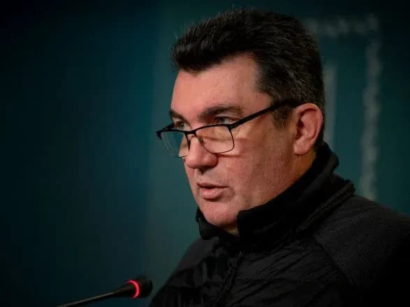 Данілов назвав два напрямки, де російські війська можуть піти в наступ