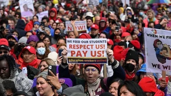 Масовий страйк робітників закрив школи Лос-Анджелеса