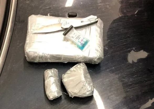 Действовал почти год и имел широкую клиентскую сеть: во Львовской области СБУ перекрыла канал контрабанды кокаина