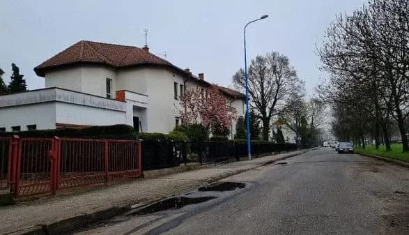 В Польше мужчина с ножом напал на троих украинок: одна погибла