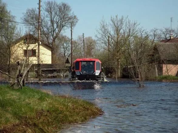 Тенденція на спад рівня води у річках триває, підтоплень поменшало - ДСНС