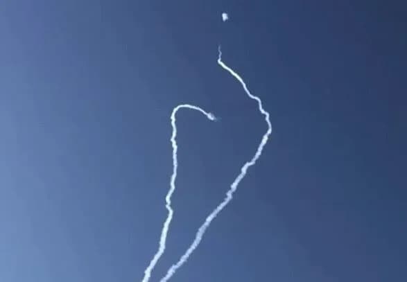 Ймовірно, потрапили уламки БПЛА: у Солом'янському районі столиці спалахнула пожежа