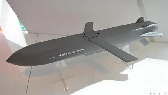 Франція вивчає можливість постачання Україні аналогів Storm Shadow - ракет Scalp