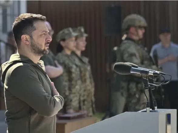 Зеленський привітав зв'язківців з професійним святом