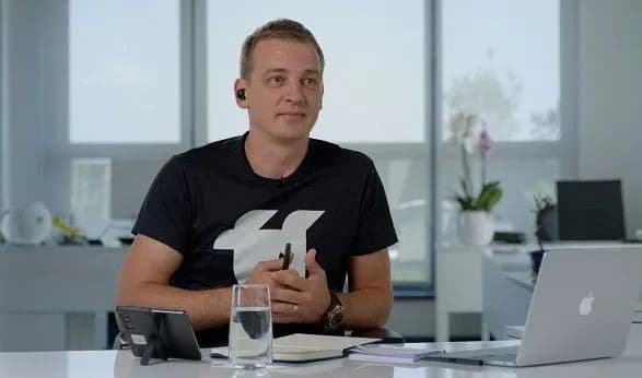 Володимир Носов: розбиратися в криптовалютах, опановувати блокчейн потрібно не просто зараз – це потрібно було робити ще вчора