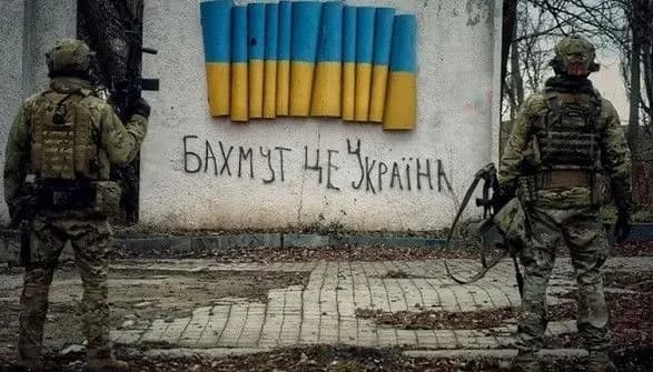 Оккупанты теряют позиции под Бахмутом - Сырский