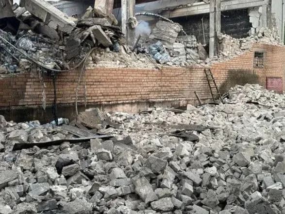 У Кривому Розі армія рф атакувала склад, де збирали воду у тому числі для потреб Херсонщини - МВС