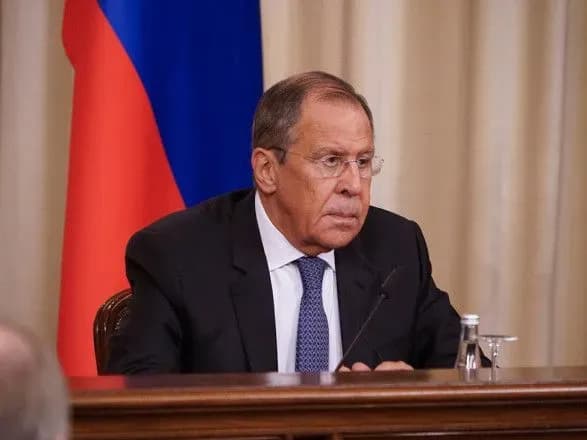 лавров прокомментировал заявление Макрона о "мятеже" в россии