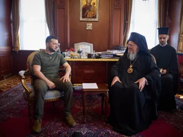 Зеленський зустрівся з Вселенським патріархом: обговорили Формулу миру та повернення українських дітей