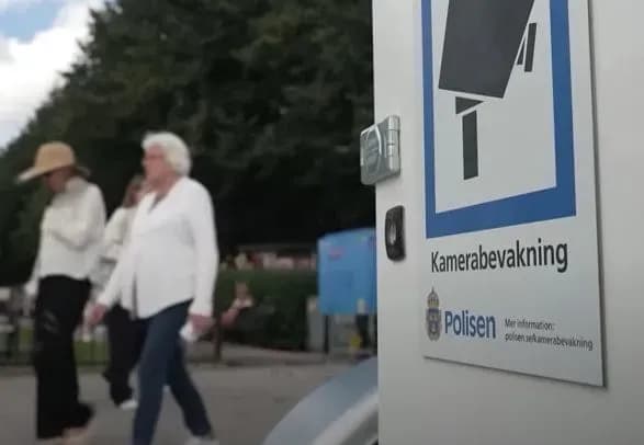 После сожжения Корана в Швеции объявили "высокий" уровень террористической опасности