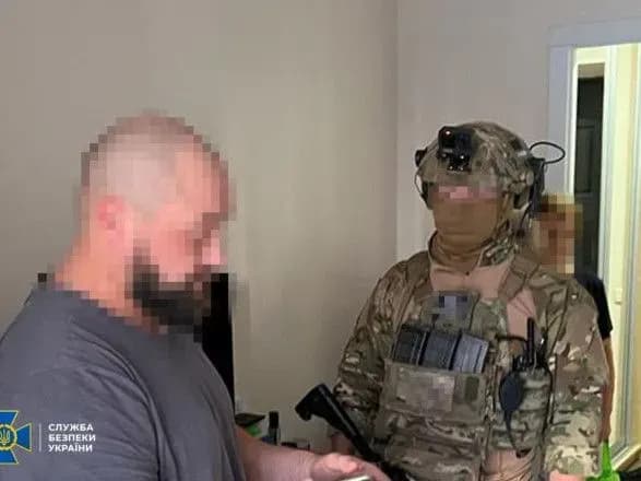 Завезли в Украину партию наркопродукции на почти 100 млн грн: на Киевщине задержали лидеров преступной группировки