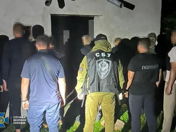 СБУ викрила нові "схеми для ухилянтів": серед затриманих - очільники військкомату та філії університету