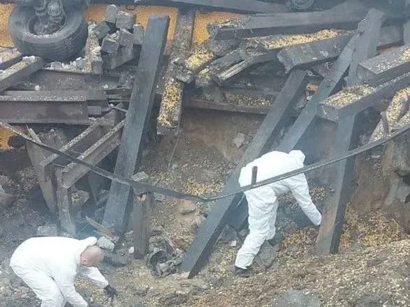 Польская прокуратура не разглашает результаты расследования падения ракеты в Пшеводуве. СМИ пишут, что ракета украинская