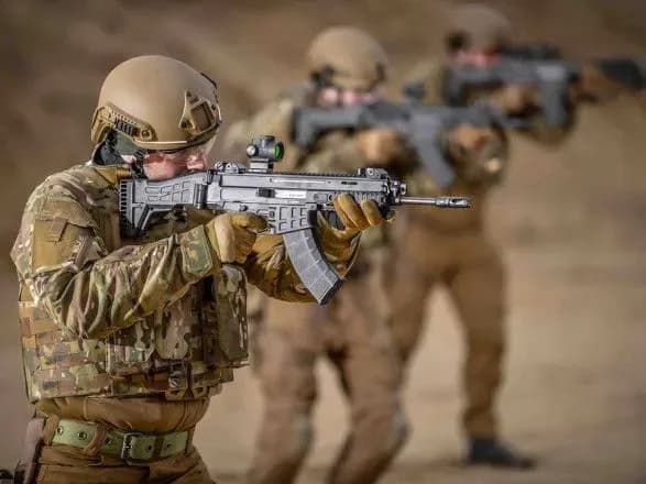 Артиллерия Госпогранслужбы уничтожила взводный опорный пункт россиян