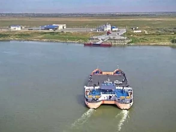 На Одещині через атаку зупинили роботу поромної переправи, пошкоджено зерносховище