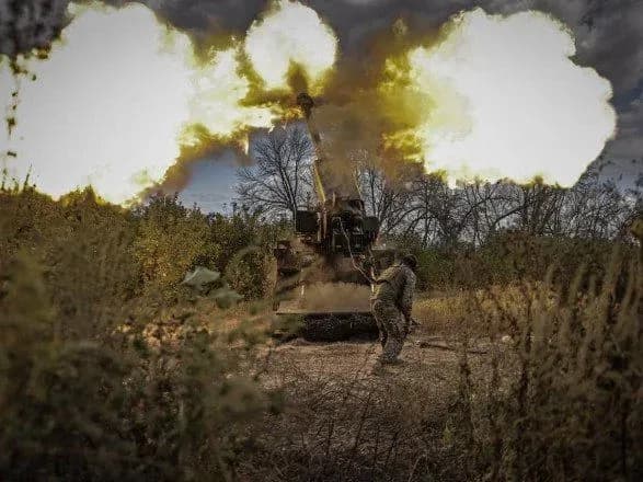 Сили оборони за добу ліквідували п'ять ворожих складів з боєприпасами на Бахмутському напрямку