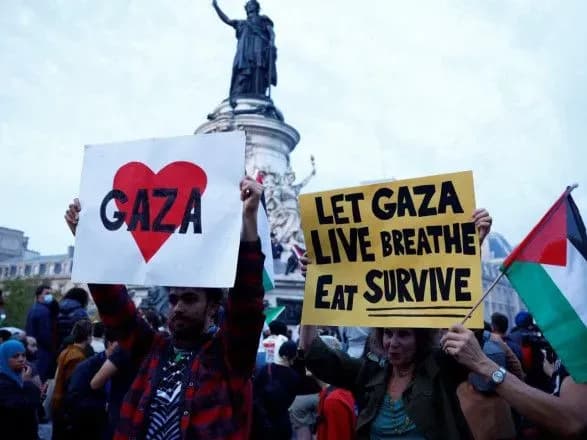 Франція застосувала сльозогінний газ під час заборонених пропалестинських мітингів