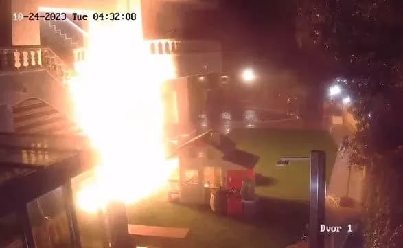 Будинок Шарія в Іспанії закидали коктейлями Молотова