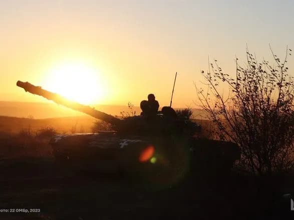 Більше трьох десятків ворожих авіаударів: ситуація на фронті сьогодні