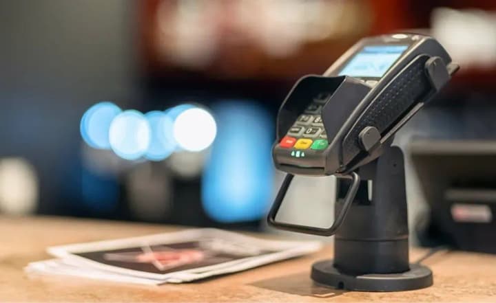 Штрафів за відсутність касових апаратів уже втричі більше, ніж за весь 2021 рік - аналіз