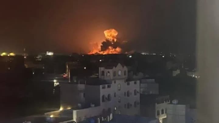 США и Великобритания нанесли авиаудары по 18 объектам хуситов в Йемене