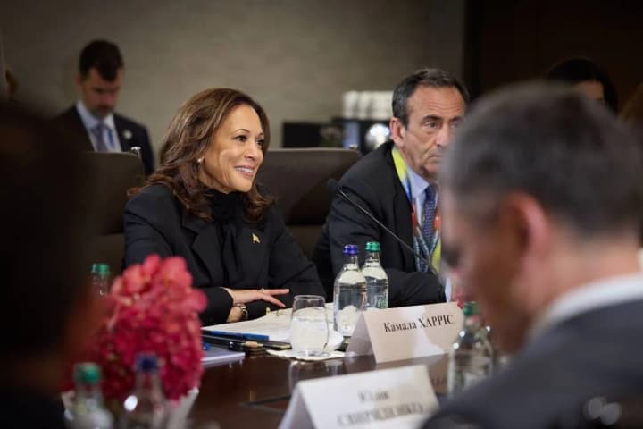 Вице-президент США на встрече с Зеленским: "Будущее Украины - наш стратегический интерес"