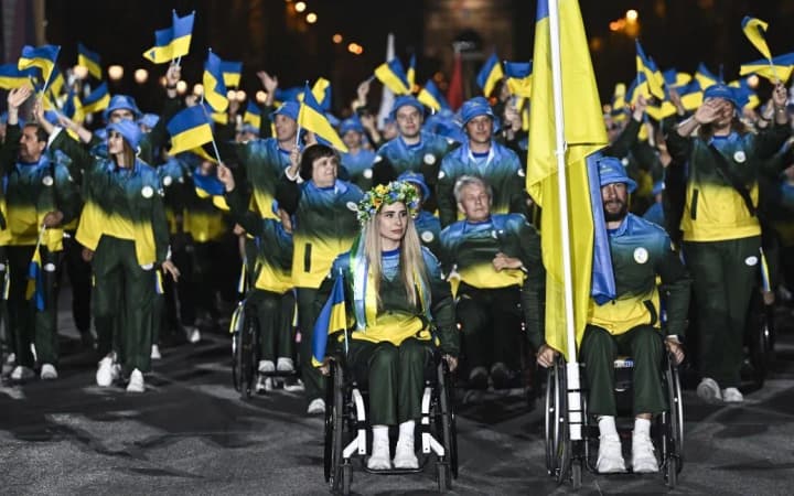 Zelensky showed footage of Ukrainian athletes from the Paralympics