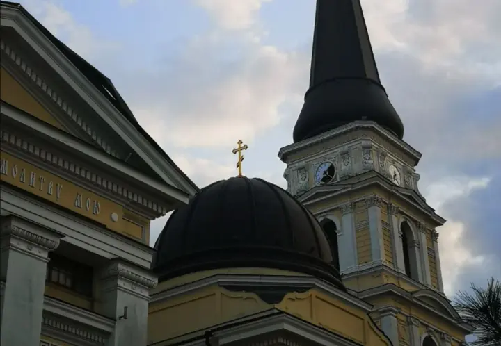 В Одесі пролунав вибух після попередження про ракетну небезпеку