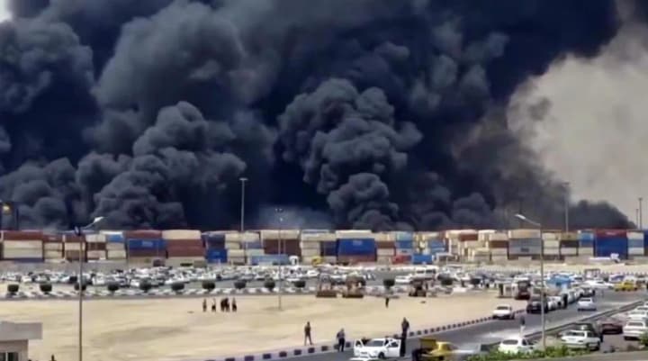 Explosion in Iranian port: at least 25 dead, 800 injured