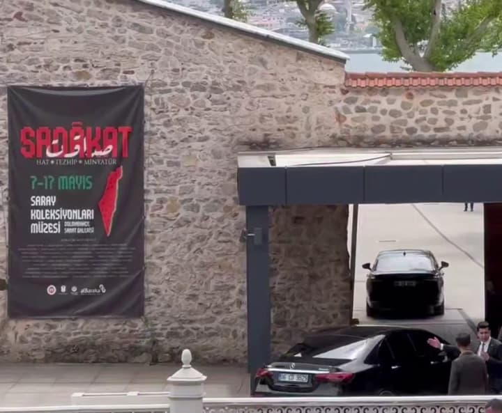 Російська делегація прибула на переговори з Україною в Стамбулі - росЗМІ