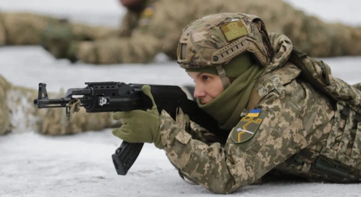 До національного супротиву будуть готуватися усі: у Верховній Раді реєструють законопроєкт