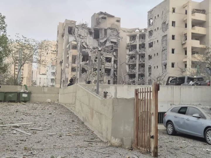 Израиль официально согласился на прекращение огня с Ираном, иранское телевидение подтвердило его начало