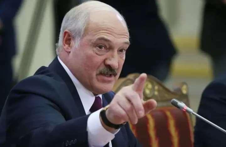 "Трамп правильно робить, що нагинає Європу" - лукашенко під час розмови з путіним