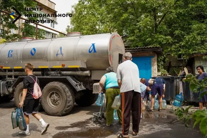 окупанти через відсутність води готують людей до обігріву житла дровами - ЦНС
