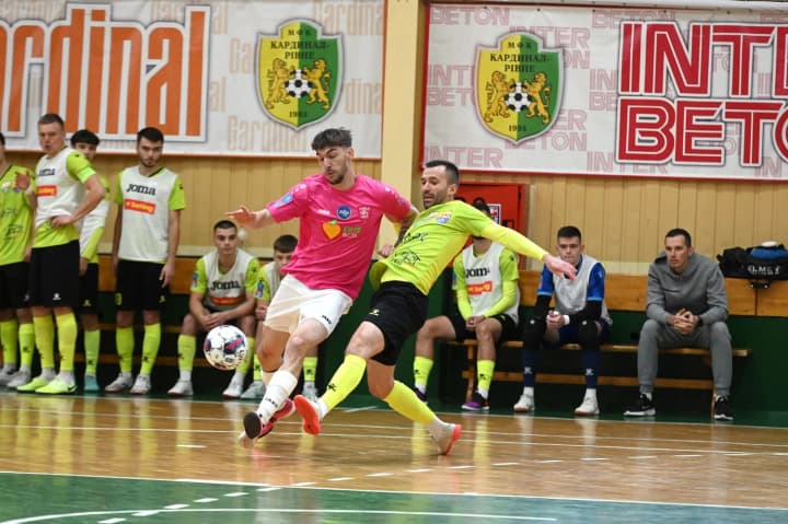 Яскраві голи та драматична нічия: огляд 4-го туру betking Екстра-ліги